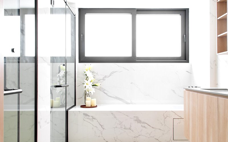 Stylish Shower Screens