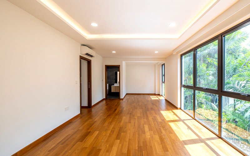 Bespoke Windows
