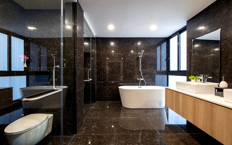 Stylish Shower Screens