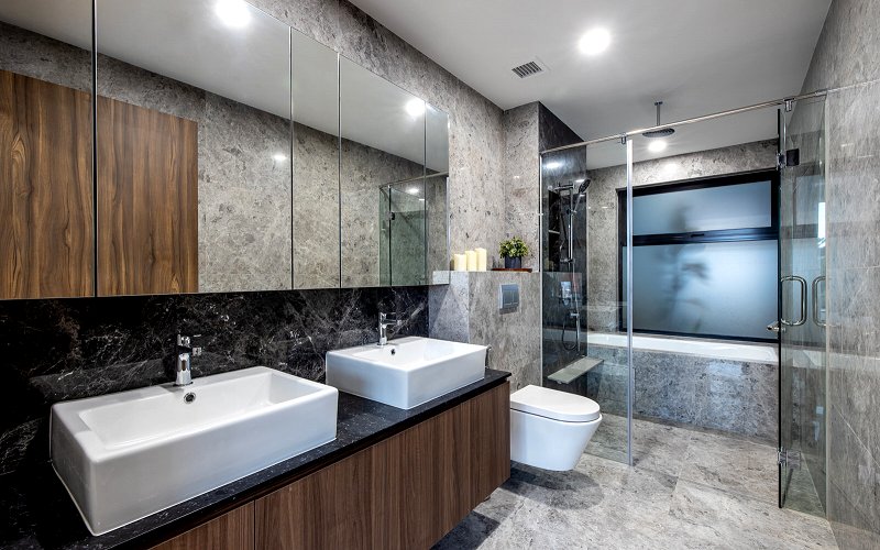 Stylish Shower Screens