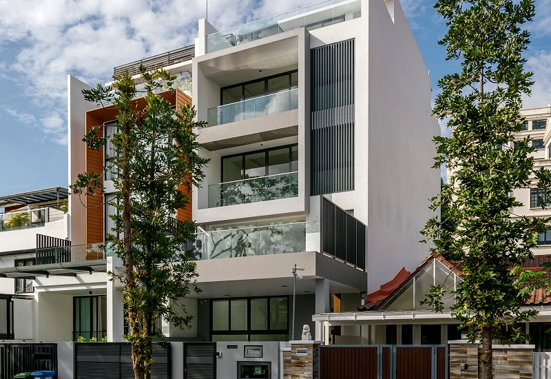 Opera Estate
